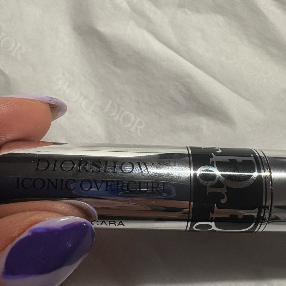 DIOR Around The World Jewelry Case & New Mascara Scent Sample, Spin Ring VIP col - Picture 4 of 10